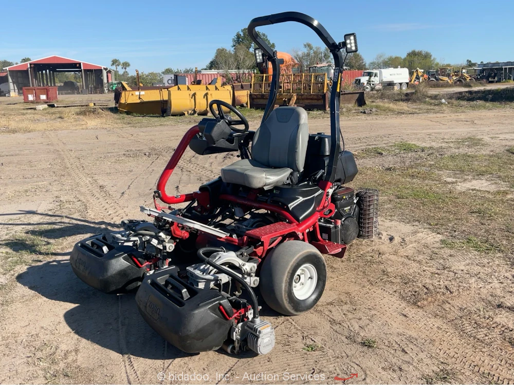 2021 Toro Greensmaster Triflex 3320 Ride-On Grounds Golf Course 2021 Toro Greensmaster Triflex 3320 Ride-On Grounds Golf Course