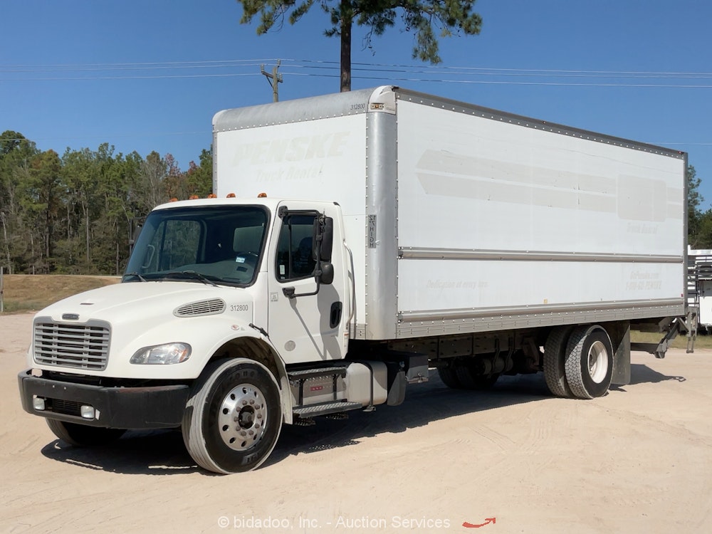 2018 Freightliner M2 26' S/A Dry Box Delivery Van Truck A/T